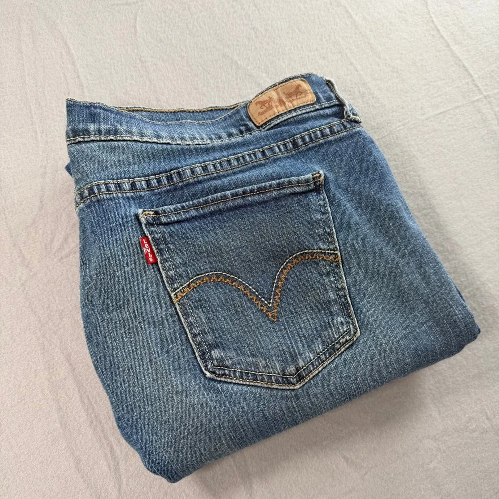 Levi's 505 Straight Leg Jeans Mens 37x30 Blue Medium Wash Denim Workwear Staple - Picture 7 of 8